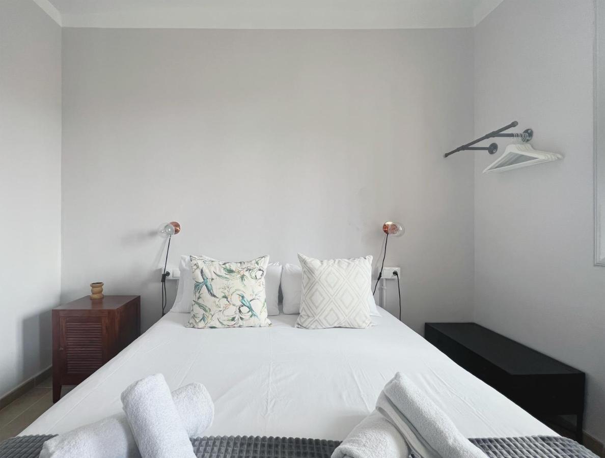 Stay U-Nique Apartments Fira Bcn L'Hospitalet de Llobregat Bagian luar foto